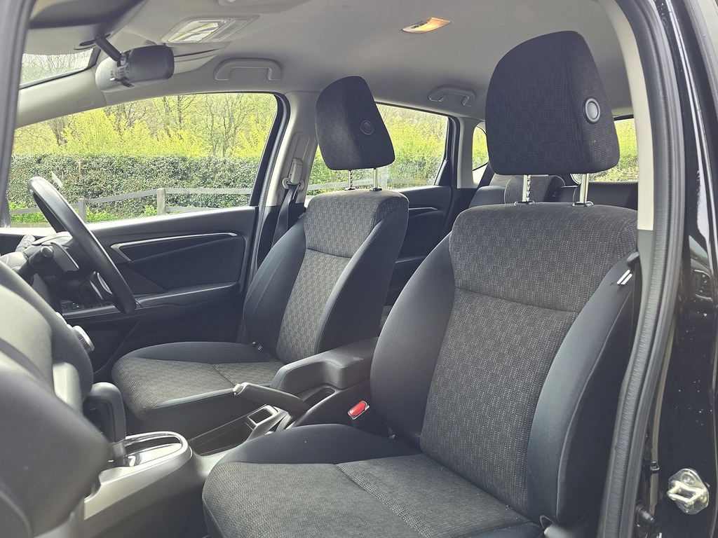 Honda Jazz I-vtec Se HJ67NLA Black #3