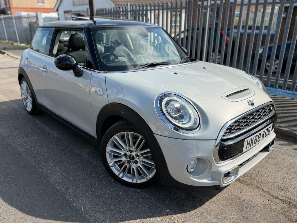 Mini Hatch Hatchback 2.0 Cooper S Exclusive Steptronic Euro 6 Silver
