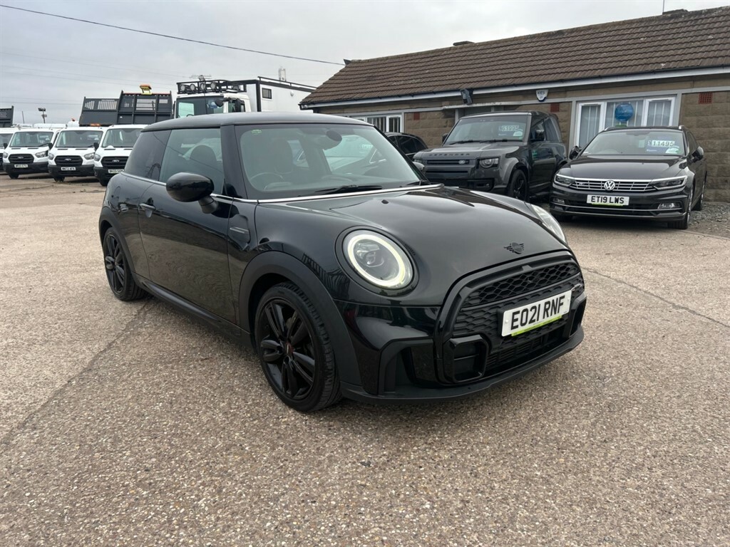 Mini Hatch 1.5 Cooper Sport Black