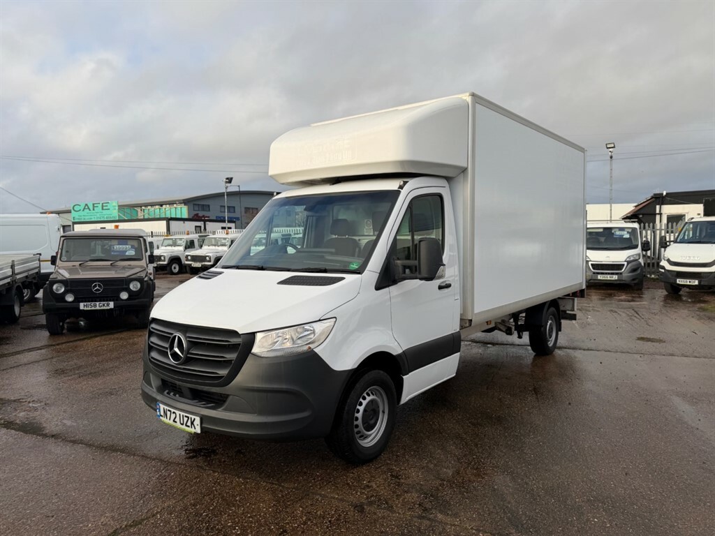 Mercedes-Benz Sprinter 2.0 3.5T Progressive Luton Tail Lift LN72UZK White #2