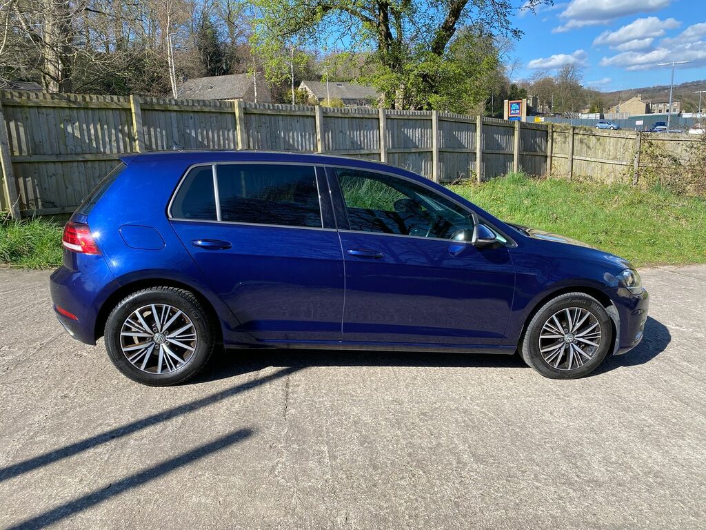 Volkswagen Golf 1.6 Tdi Se Nav Hatchback Dsg Euro 6 S WJ68KOE Blue #4