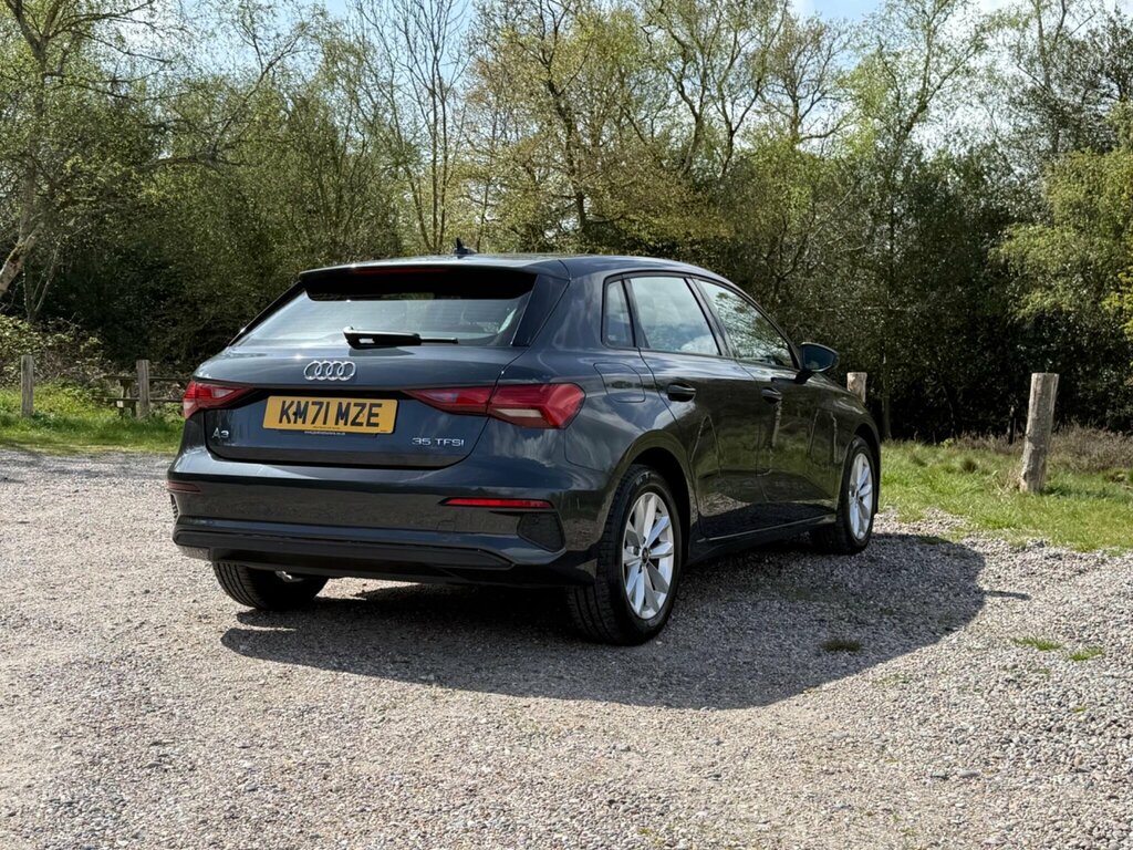 Audi A3 1.5 Tfsi 35 Technik Sportback S Tronic Euro 6 Ss KM71MZE Grey #3