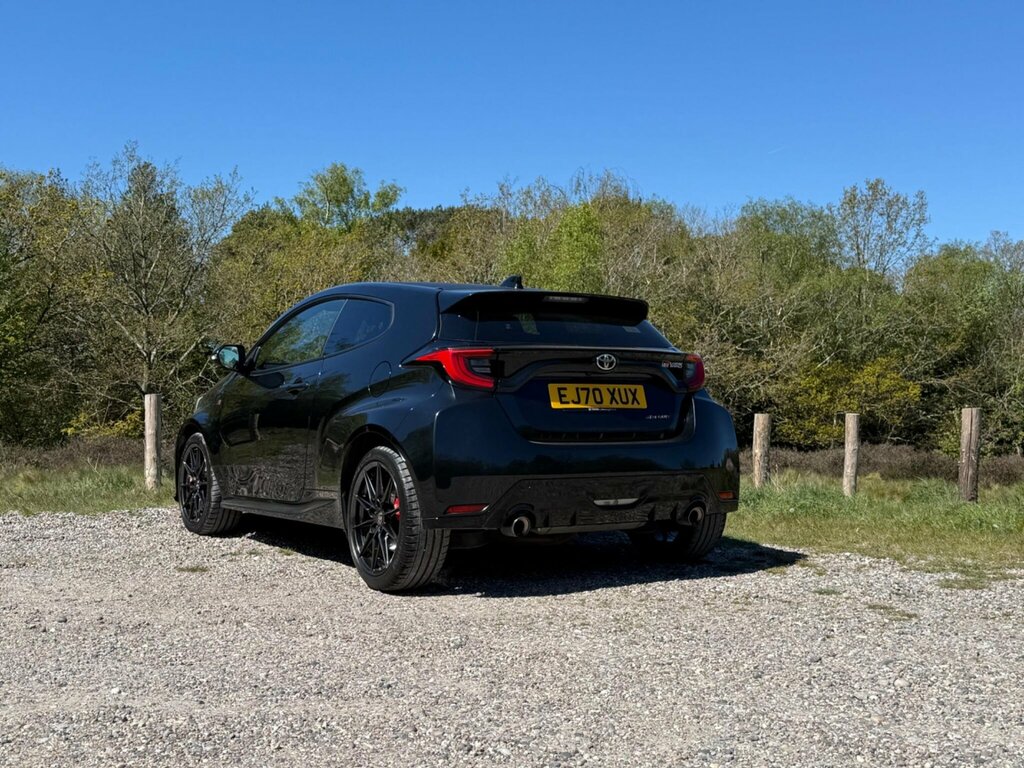 Toyota Yaris 1.6T Gr Circuit Awd Euro 6 EJ70XUX Black #5