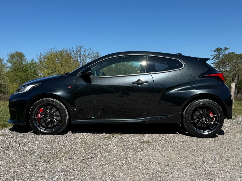 Toyota Yaris 1.6T Gr Circuit Awd Euro 6 EJ70XUX Black #6