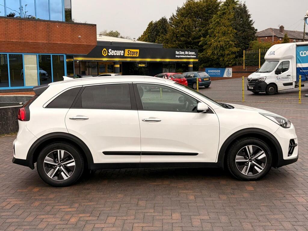 Kia Niro Suv 1.6 Gdi 2 Dct Euro 6 Ss 201969 PX69VPA White #5