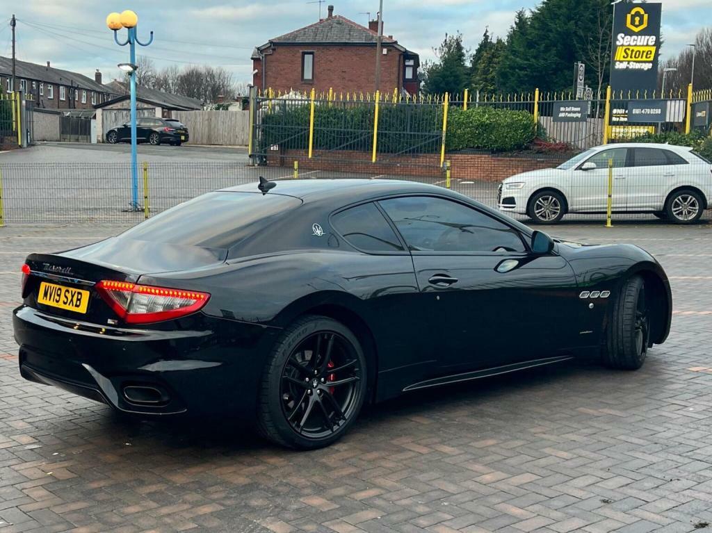 Maserati GranTurismo V8 Sport Nerissimo Coupe Euro 6 Red #55