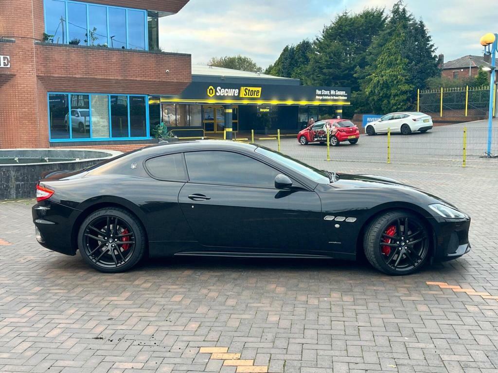 Maserati GranTurismo V8 Sport Nerissimo Coupe Euro 6 Red #54
