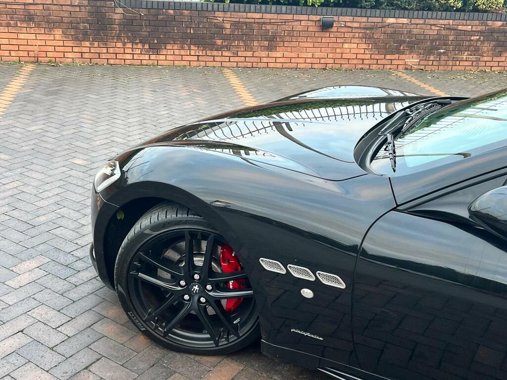 Maserati GranTurismo V8 Sport Nerissimo Coupe Euro 6 Red #32