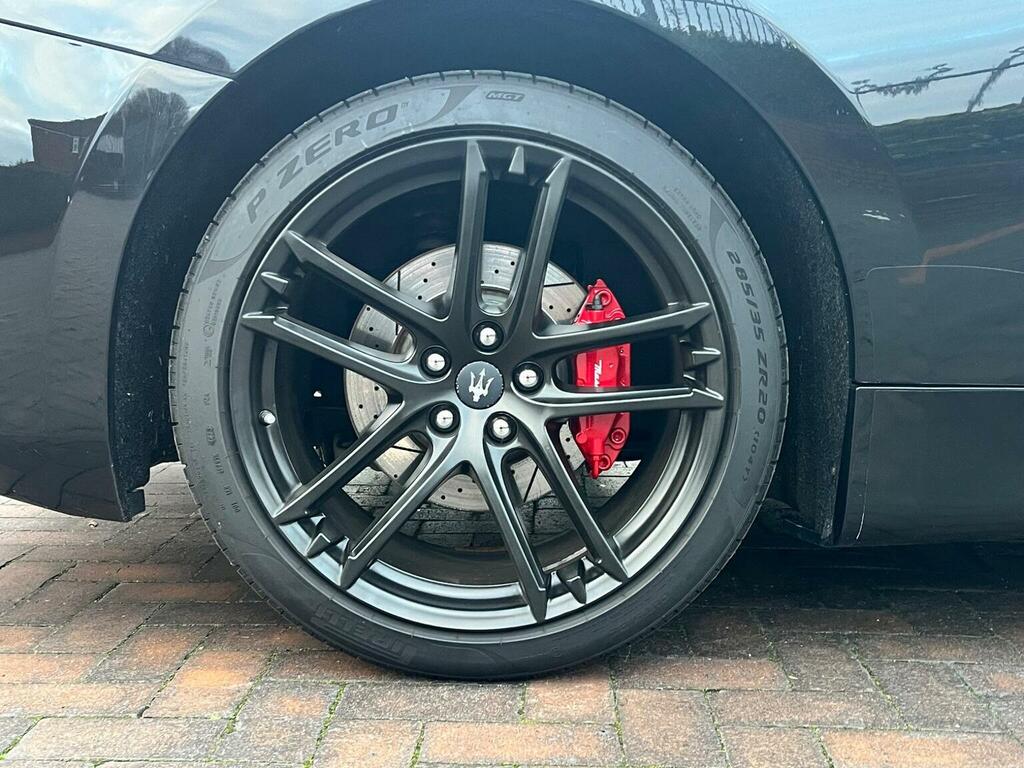 Maserati GranTurismo V8 Sport Nerissimo Coupe Euro 6 Red #33