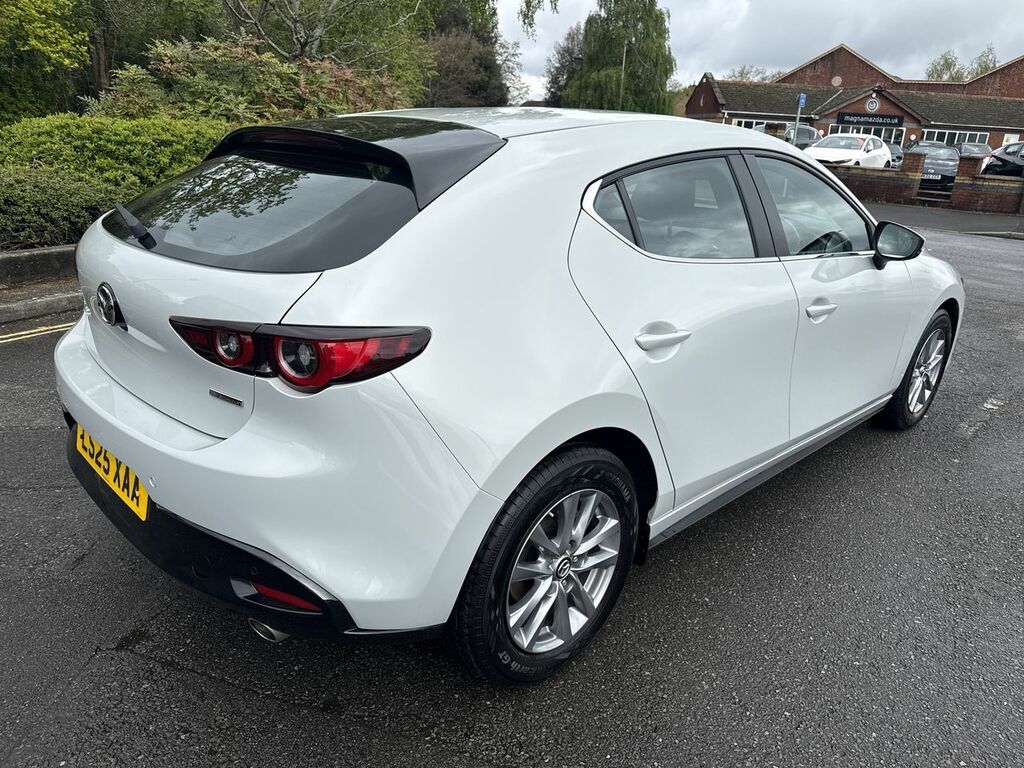 Mazda 3 2.5 E-skyactiv-g Mhev Centre-line Hatchback Pe LS25XAA #3