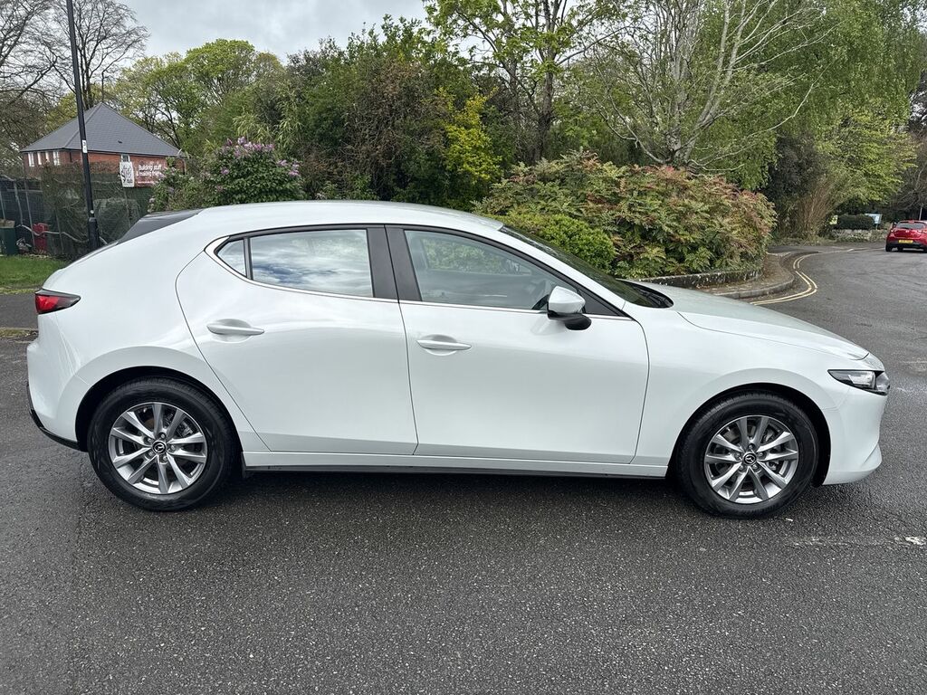 Mazda 3 2.5 E-skyactiv-g Mhev Centre-line Hatchback Pe LS25XAA #4