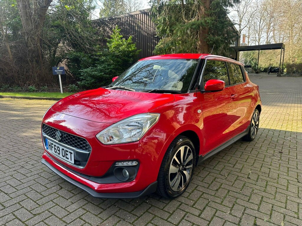 Suzuki Swift 1.2 Dualjet Attitude Euro 6 Ss Red