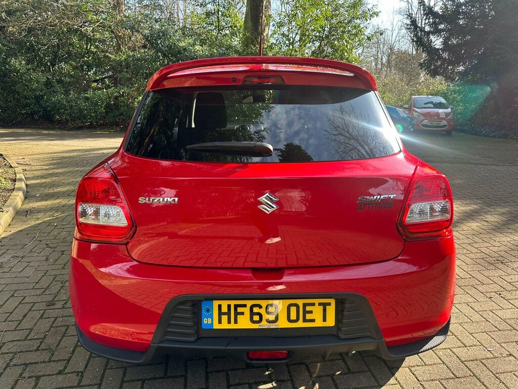 Suzuki Swift 1.2 Dualjet Attitude Euro 6 Ss Red #3