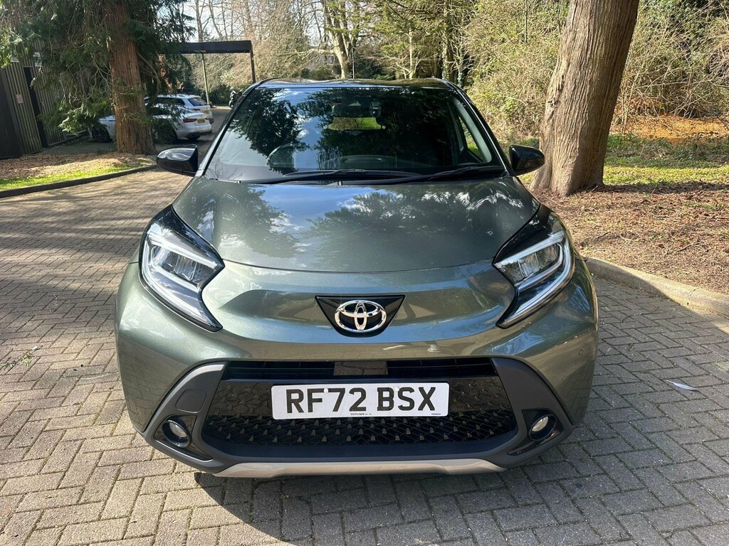 Toyota Aygo X 1.0 Vvt-i Exclusive Euro 6 Ss RF72BSX Green #4