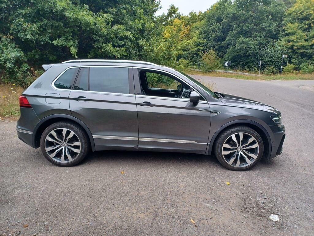 Volkswagen Tiguan 2.0 Tdi R-line Dsg 4Motion Euro 6 S S Grey #3