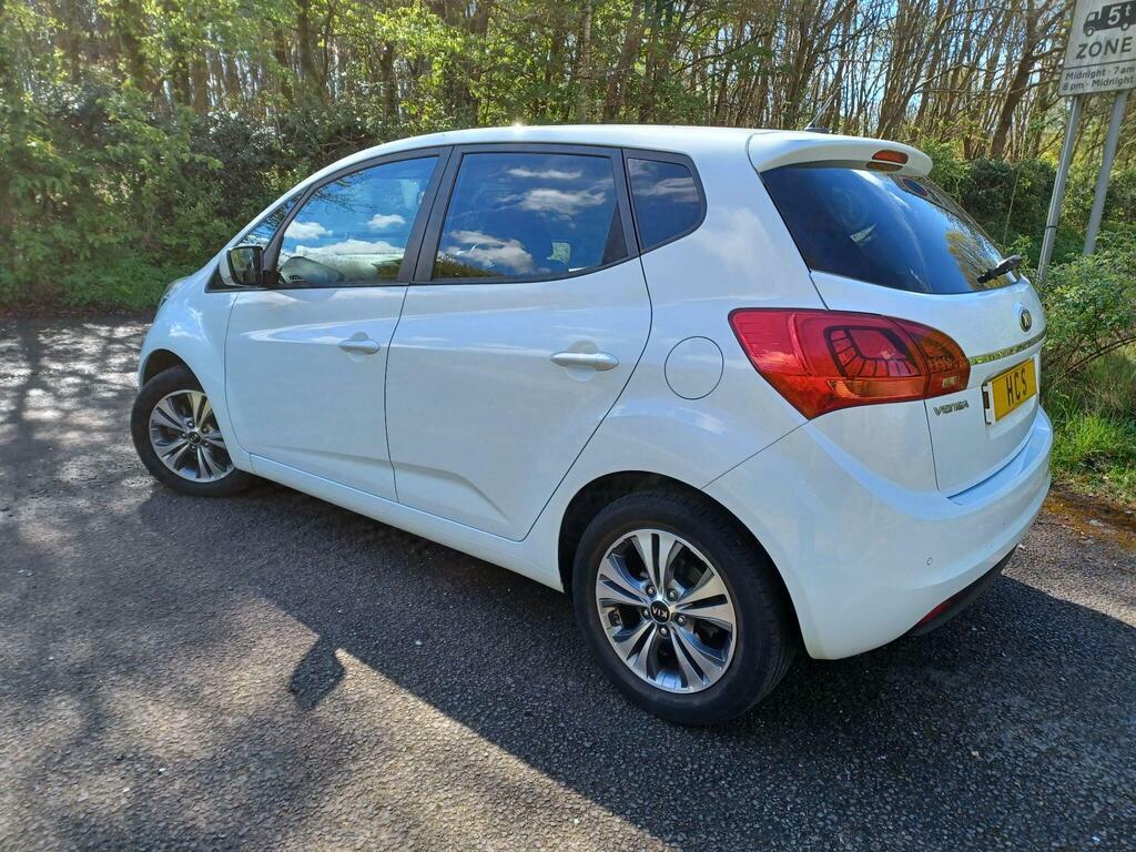 Kia Venga 1.6 3 Euro 6  White #5
