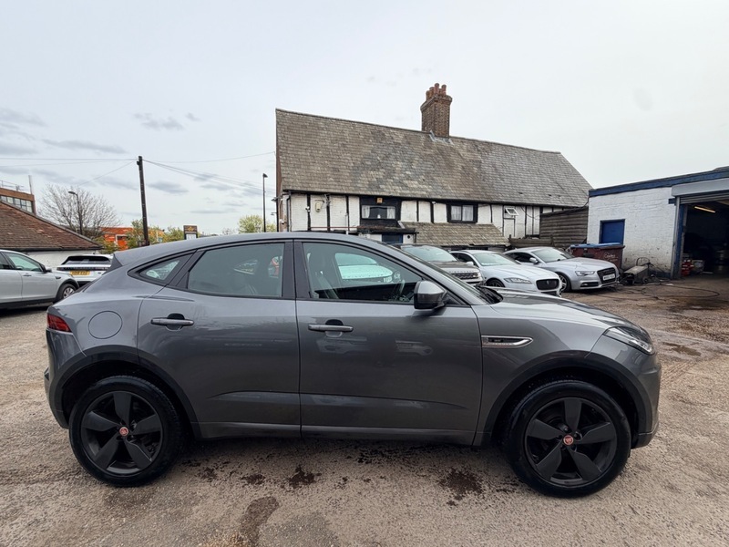 Jaguar E-Pace R-dynamic Se BT68JXC Grey #4