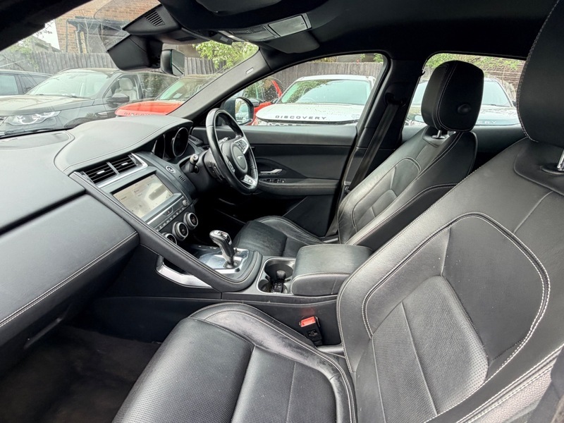 Jaguar E-Pace R-dynamic Se BT68JXC Grey #2