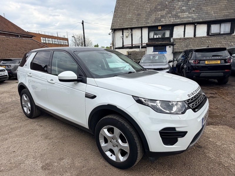 Land Rover Discovery Sport Ed4 Se YO68OMP White #6