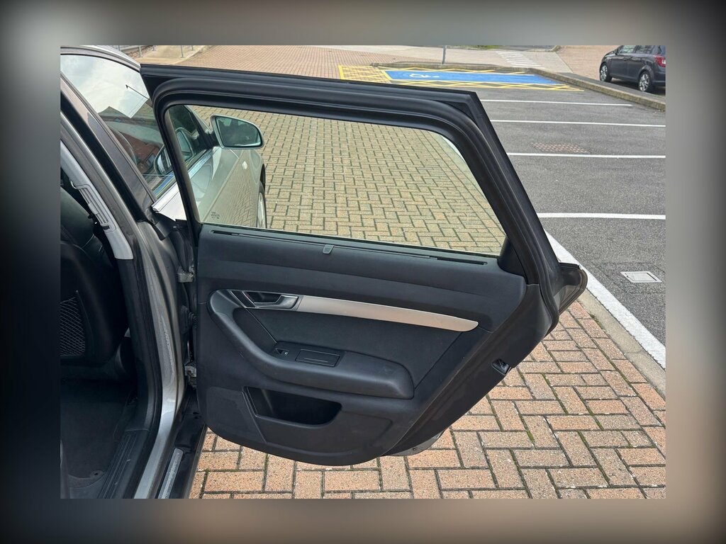 Audi A6 Avant Avant 2.7 Tdi Se Red #32