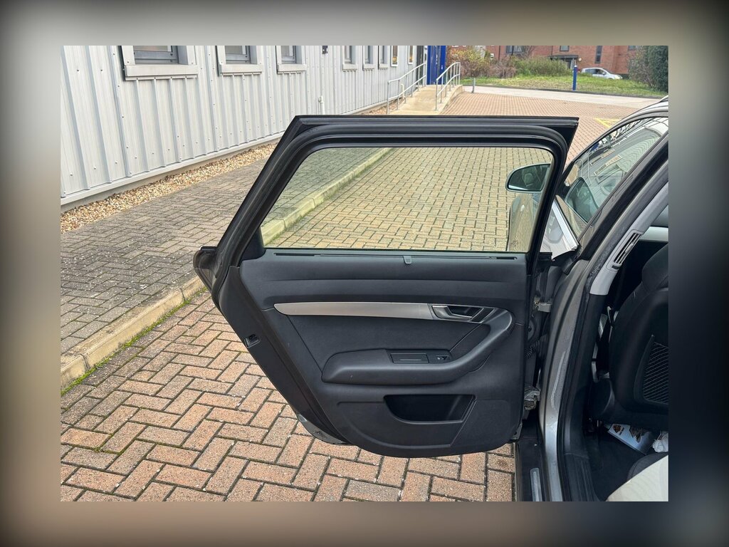 Audi A6 Avant Avant 2.7 Tdi Se Red #34