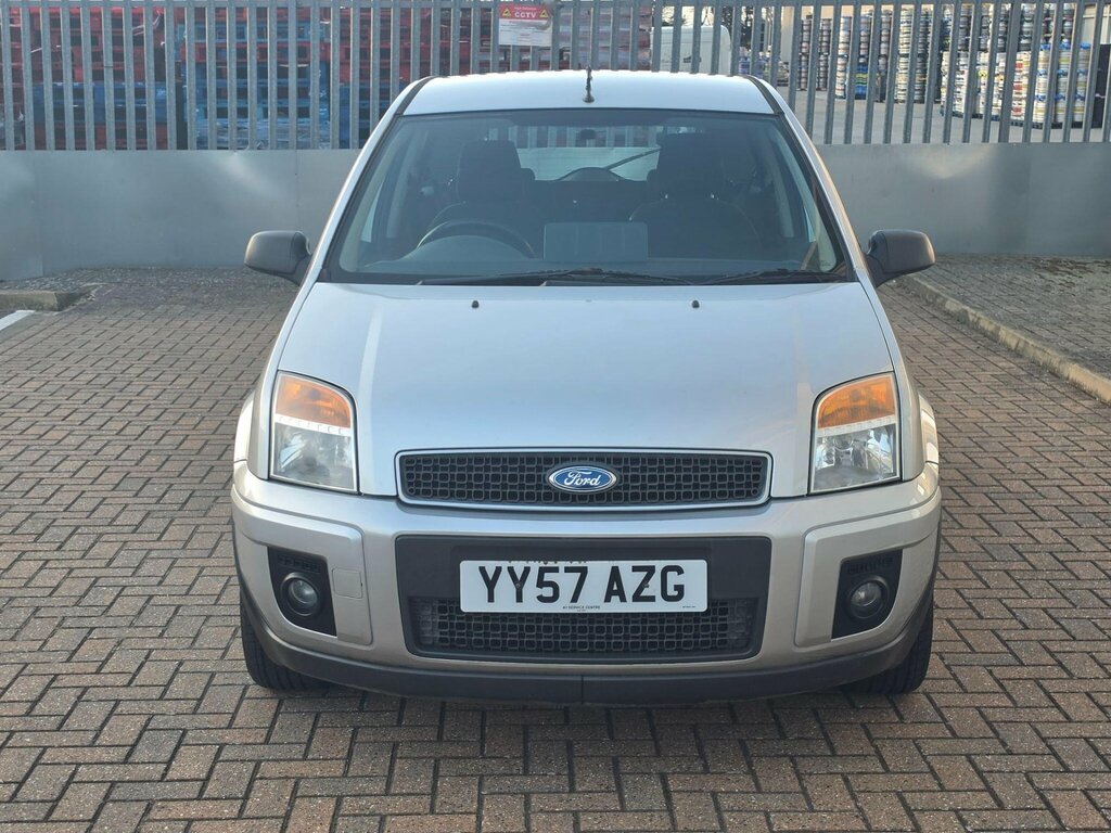 Ford Fusion 1.6 Zetec Climate Silver #3