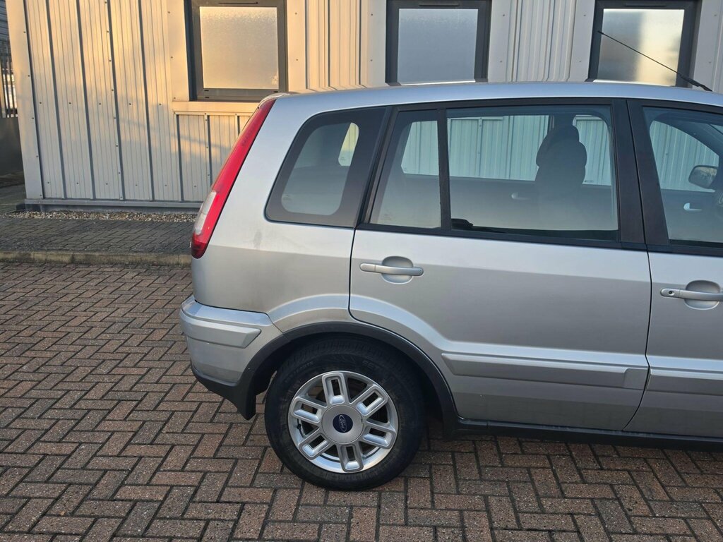 Ford Fusion 1.6 Zetec Climate Silver #5