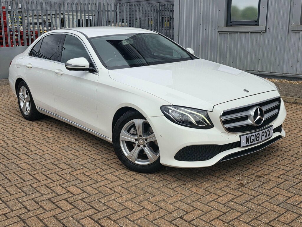 Mercedes-Benz E Class 2.0 E220d Se G-tronic Euro 6 Ss White