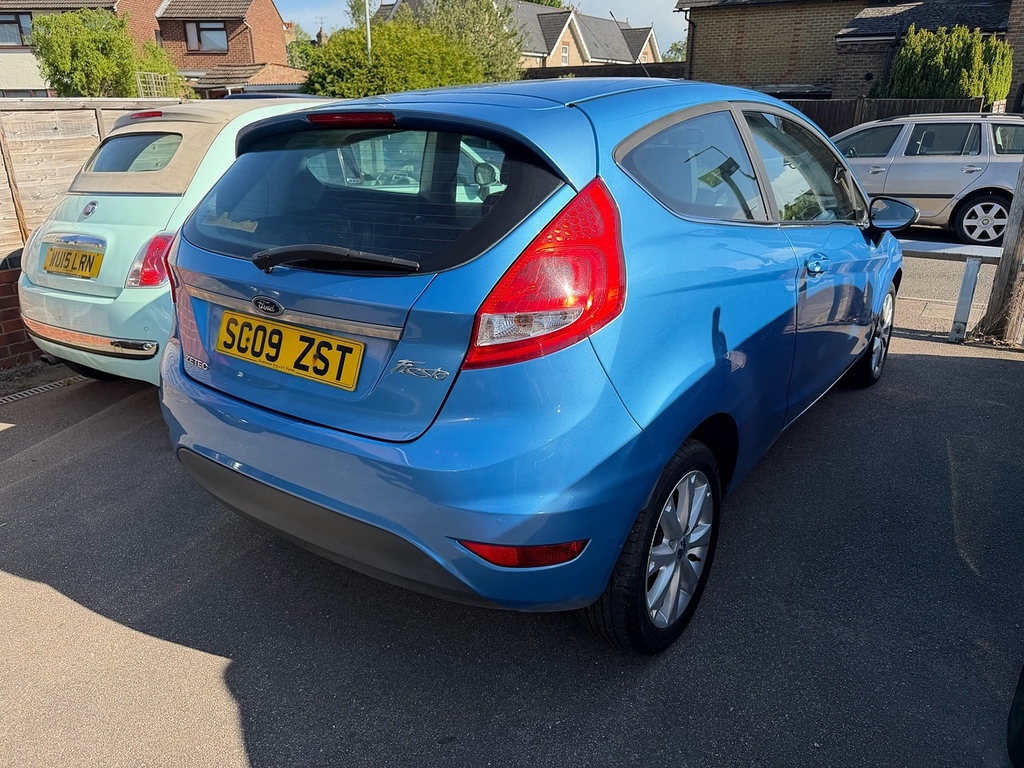 Ford Fiesta Zetec SC09ZST Blue #3