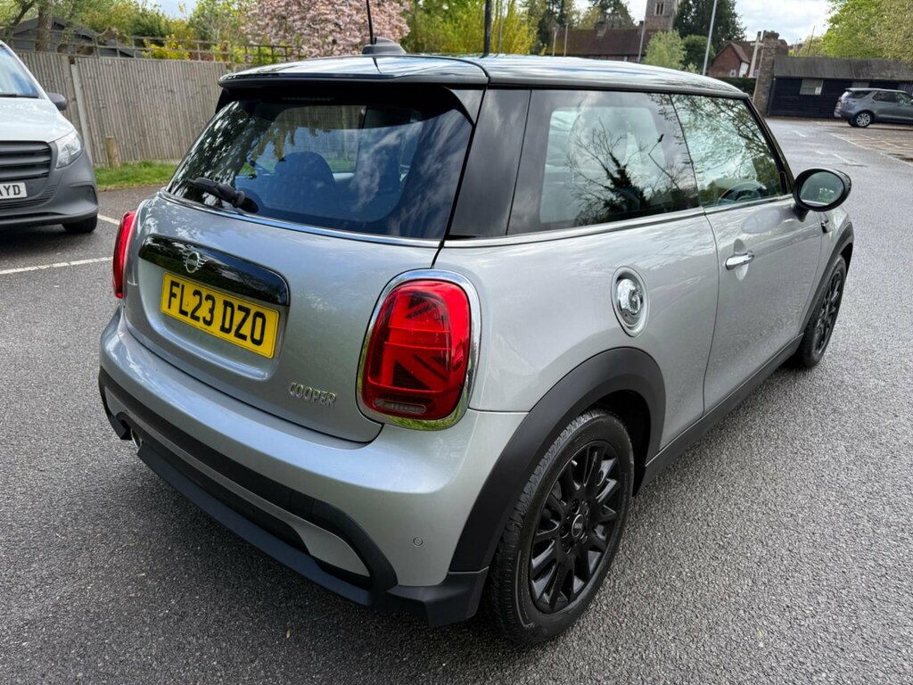 Mini Hatch 1.5 Cooper Classic Steptronic Euro 6 Ss FL23DZO Silver #4