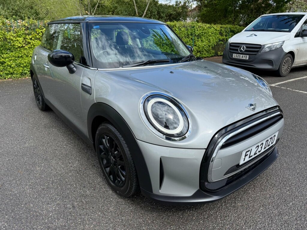 Mini Hatch 1.5 Cooper Classic Steptronic Euro 6 Ss FL23DZO Silver #2