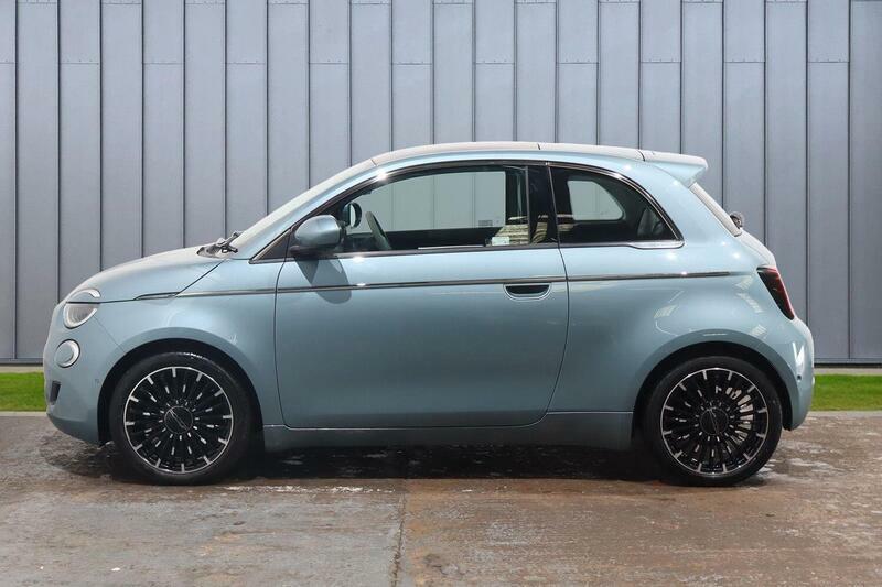Fiat 500E 42Kwh La Prima WX22JCO Blue #5
