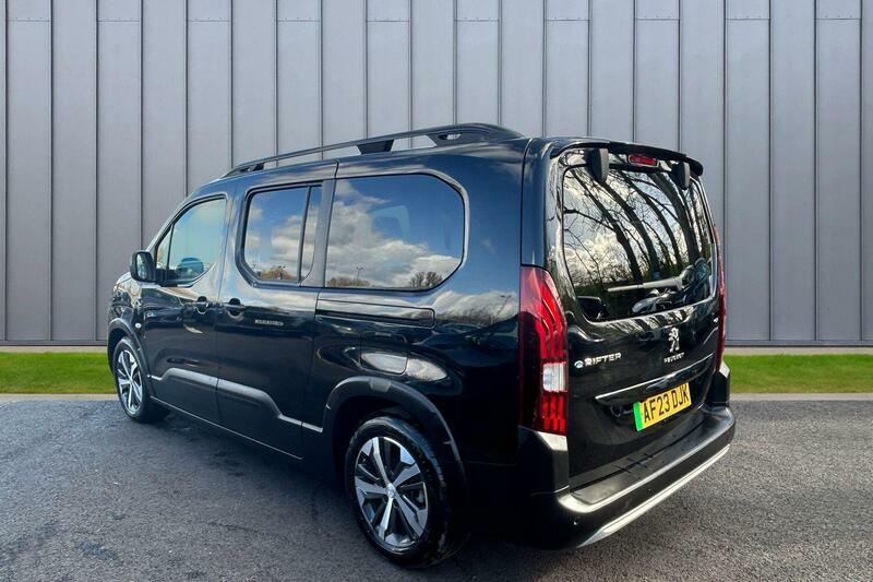 Peugeot e-Rifter 50Kwh Gt Long Mpv 7.4Kw Charger Black #5