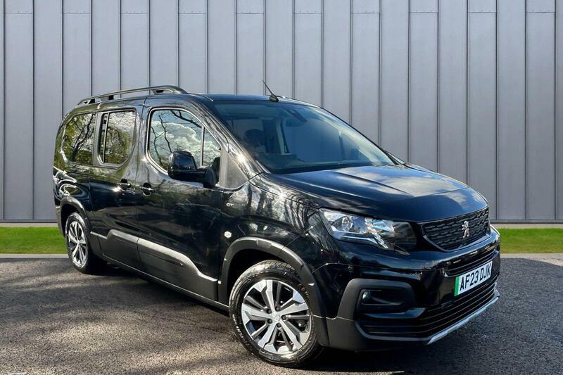 Peugeot e-Rifter 50Kwh Gt Long Mpv 7.4Kw Charger Black