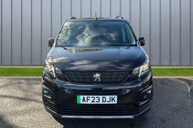 Peugeot e-Rifter 50Kwh Gt Long Mpv 7.4Kw Charger Black #3