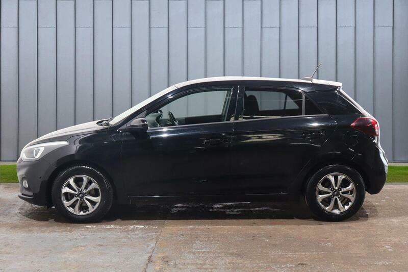 Hyundai I20 1.2 Se Launch Edition Euro 6 Ss GL19CCA Black #6