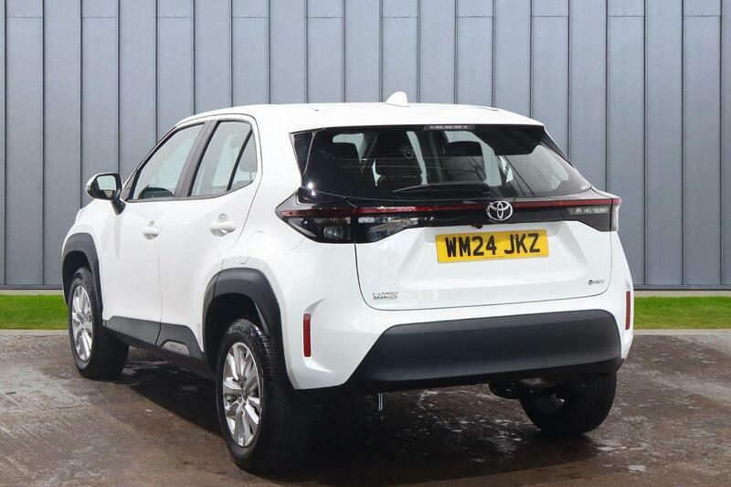 Toyota Yaris Cross 1.5 Vvt-h Icon E-cvt Euro 6 Ss WM24JKZ White #3