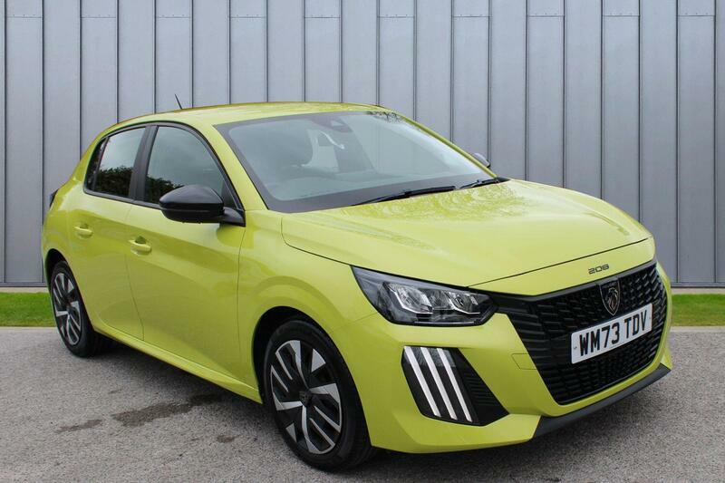 Peugeot 208 1.2 Puretech Active Euro 6 Ss Yellow