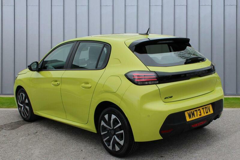 Peugeot 208 1.2 Puretech Active Euro 6 Ss WM73TDV Yellow #5