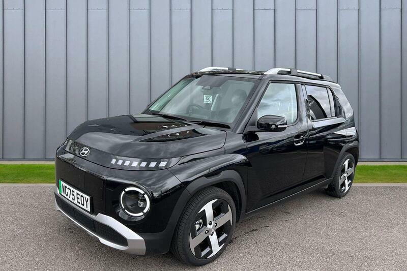 Hyundai Inster Long Range 49Kwh 02 WG75EOY Black #4