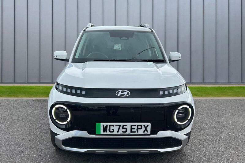 Hyundai Inster Long Range 49Kwh 02 WG75EPX White #3