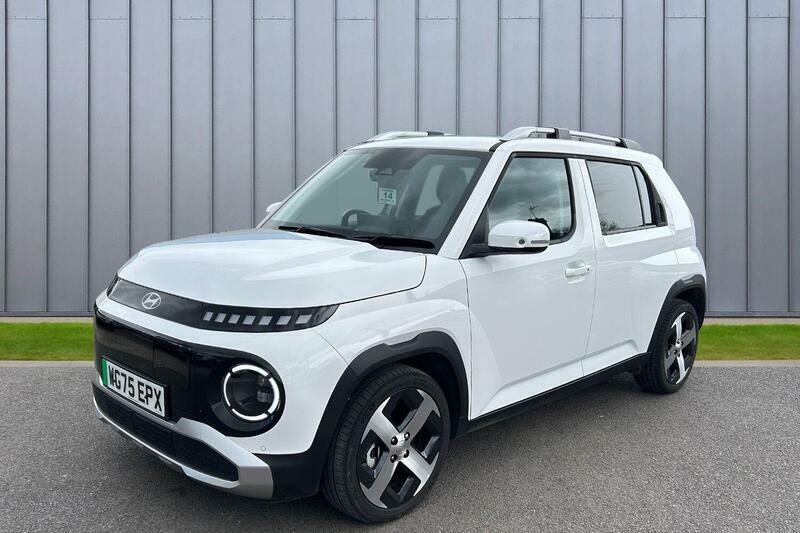 Hyundai Inster Long Range 49Kwh 02 WG75EPX White #4