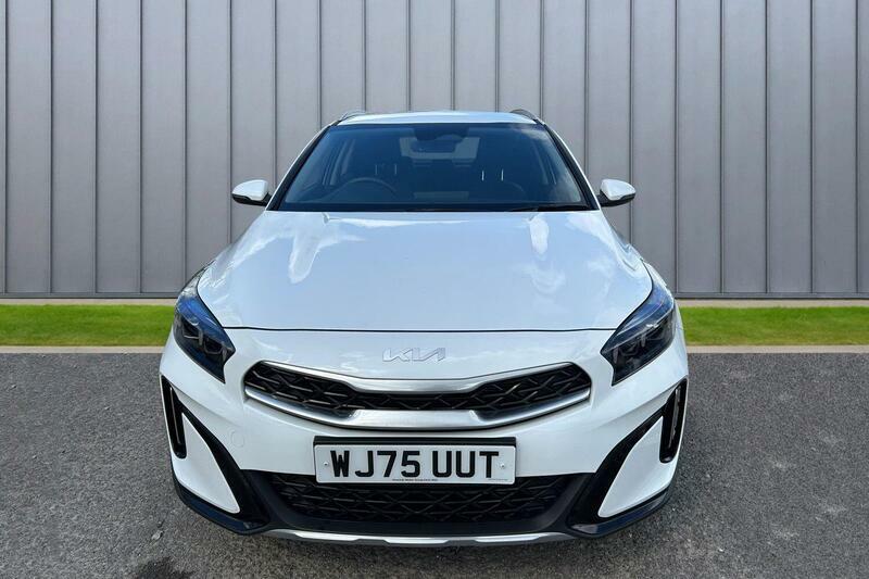 Kia Xceed 1.0 T-gdi Mhev Pure Dct Euro 6 Ss WJ75UUT White #3