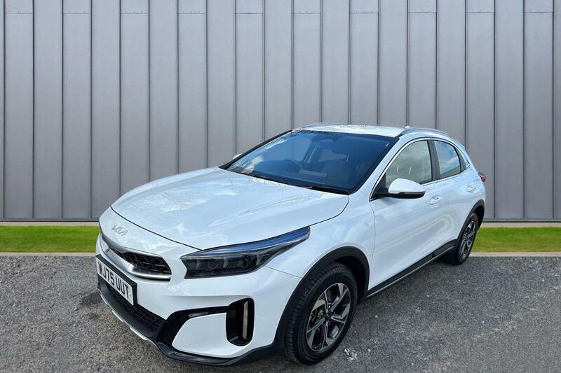 Kia Xceed 1.0 T-gdi Mhev Pure Dct Euro 6 Ss WJ75UUT White #4