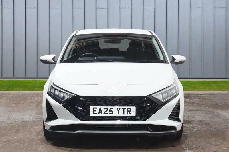 Hyundai I20 1.0 T-gdi Premium Dct Euro 6 Ss EA25YTR White #3