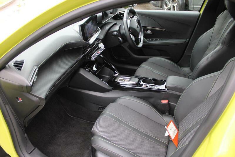 Peugeot e-208 51Kwh Gt 7.4Kw Charger LR73BBK Yellow #2