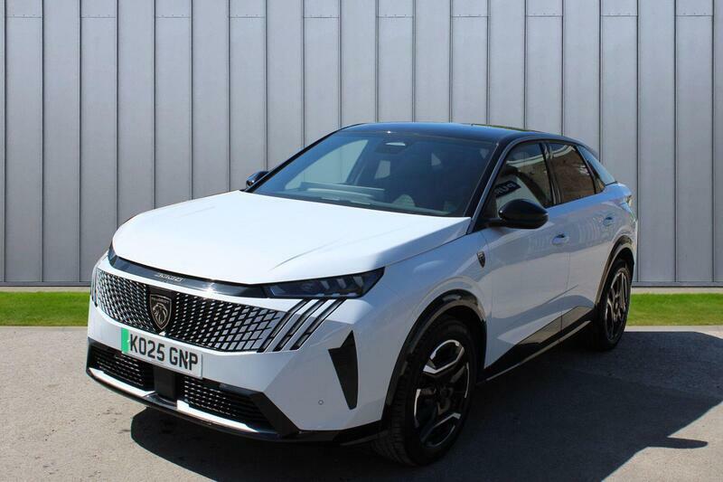 Peugeot 3008 73Kwh Gt KO25GNP White #4