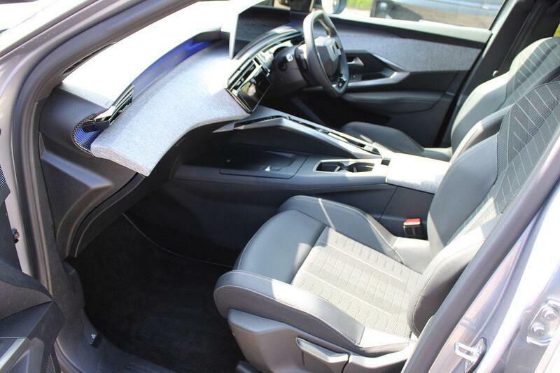 Peugeot 3008 73Kwh Gt KW25OWJ Grey #2