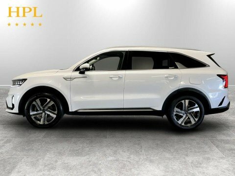 Kia Sorento 2021 21 1.6 PG21LTU White #4