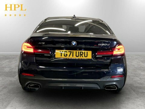 BMW 5 Series 2021 71 3.0 YG71URU #6